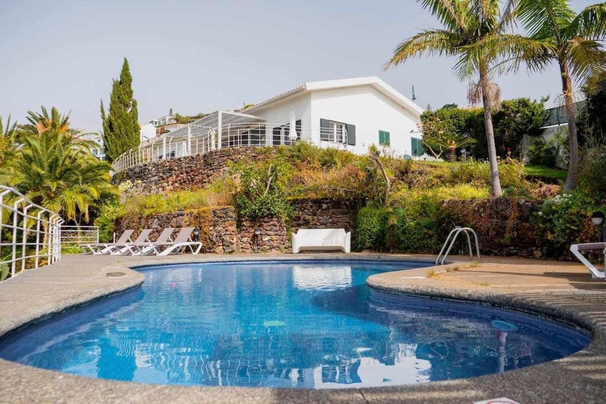 Vila Da Falesia-With Pool And Views Caniço Exterior foto